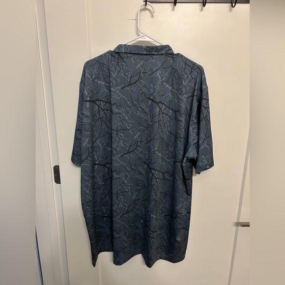 NWT Men’s Waggle Collared Deer Disguise Polo - Picture 9 of 9